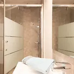 Ideal Couple Jacuzzi Et Jolie Cour Interieure Apartamento