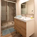 Ideal Couple Jacuzzi Et Jolie Cour Interieure Apartamento *